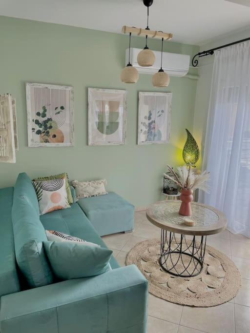 Ferienwohnung La Vie Est Belle Kavala Exterior foto